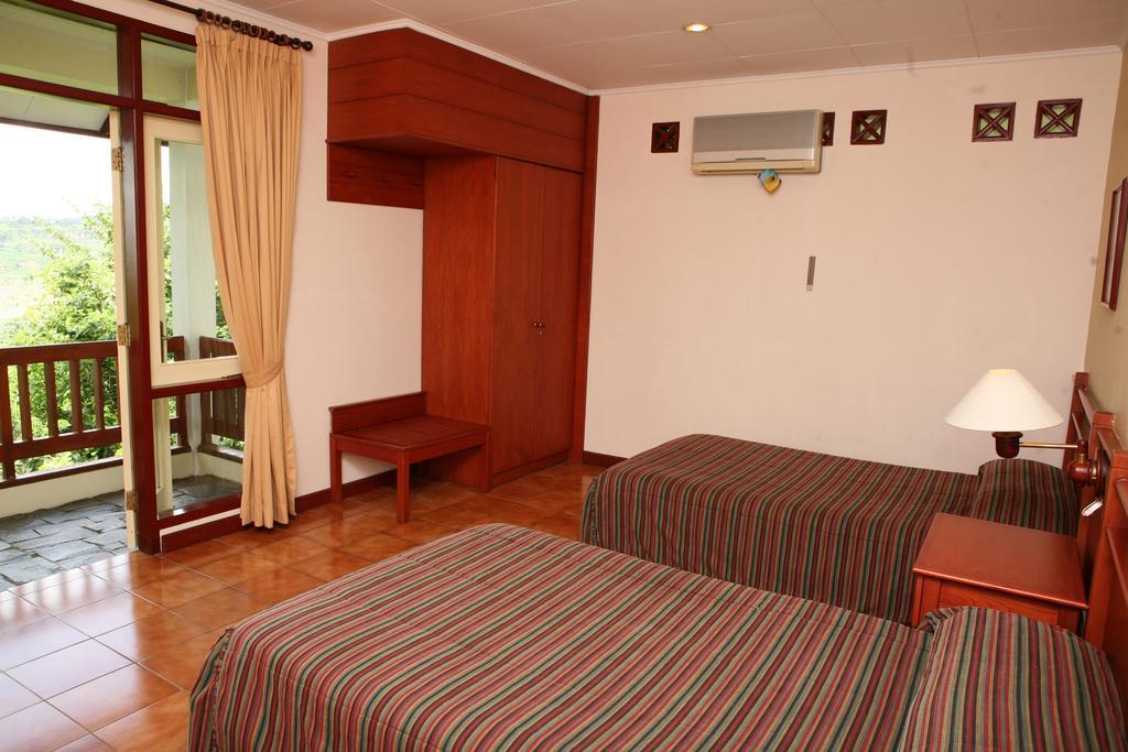בוגור Gunung Geulis Cottages Managed By Royal Tulip מראה חיצוני תמונה